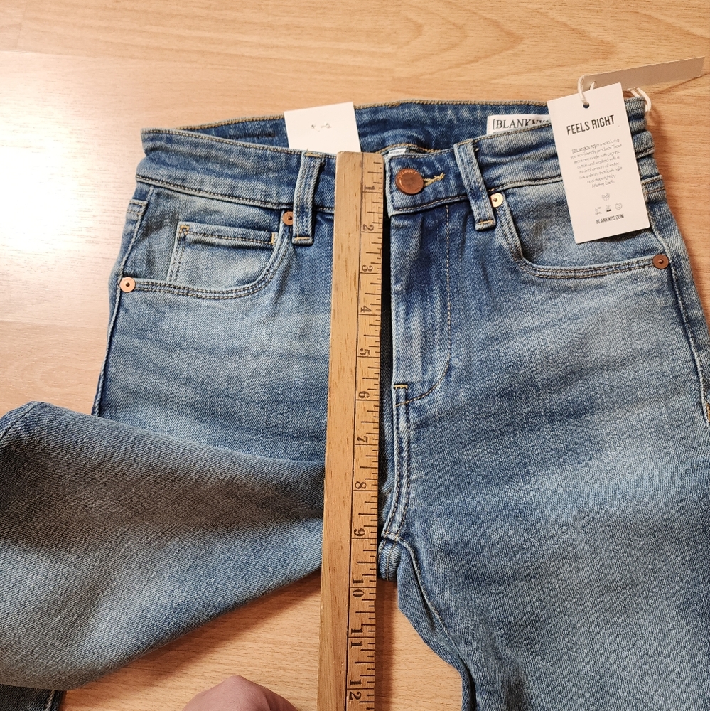 NWT Blank NYC Split Hem Mini Flare Hoyt Medium Wash Jeans Stretch Denim Size 24 - Picture 7 of 14
